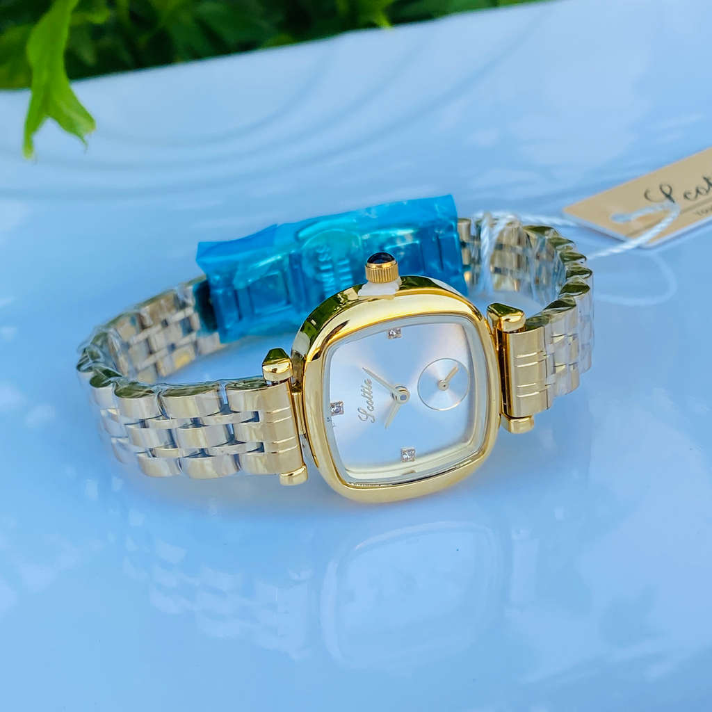 [1405] Reloj clasico