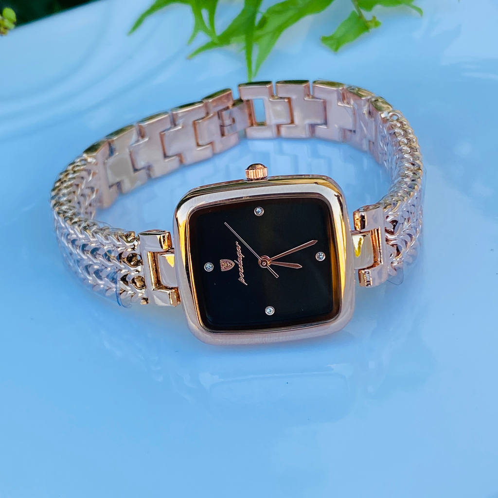 [1409] Reloj de moda clasico