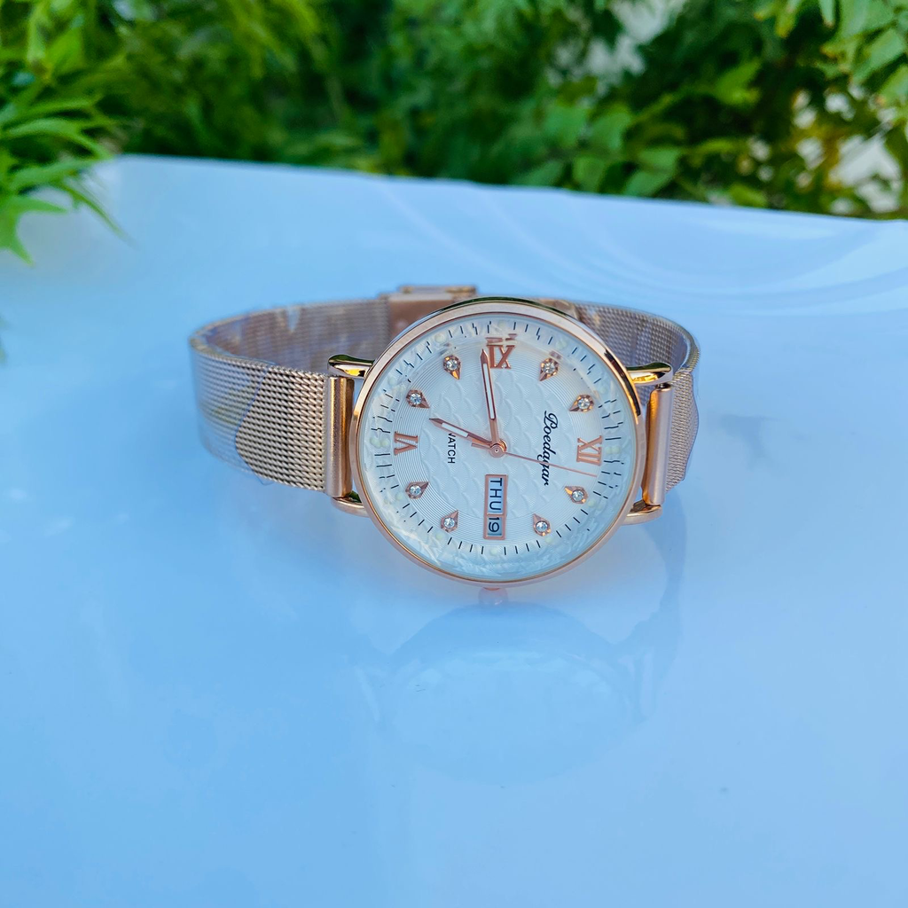 [1411] Reloj uso diario