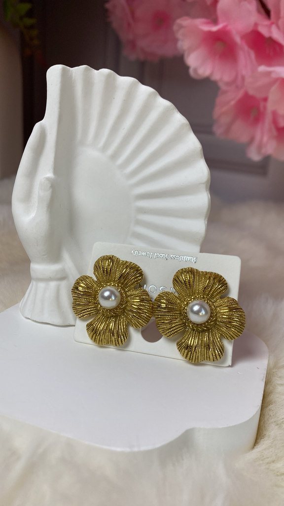 [A0021] Stainless Steel Type: Earring-Stud earring
Color: PVD 18k
gold