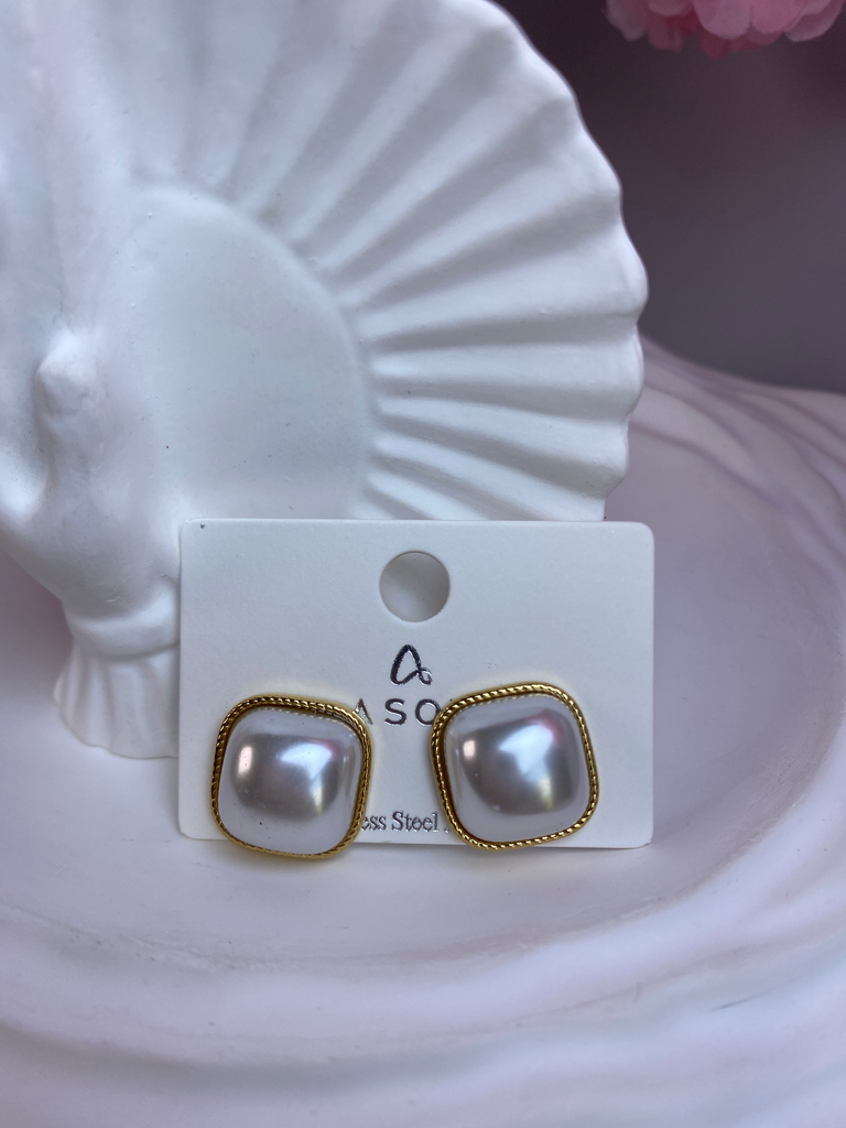 [A0024] Stainless Steel Type: Earring-Stud earring
Color: PVD 18k
gold
